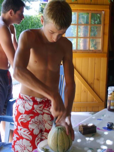 tjr suivr lé tré...